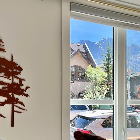 Ferienwohnung Special! New Downtown Mtn View Free Parking 2B&2B Canmore Exterior foto